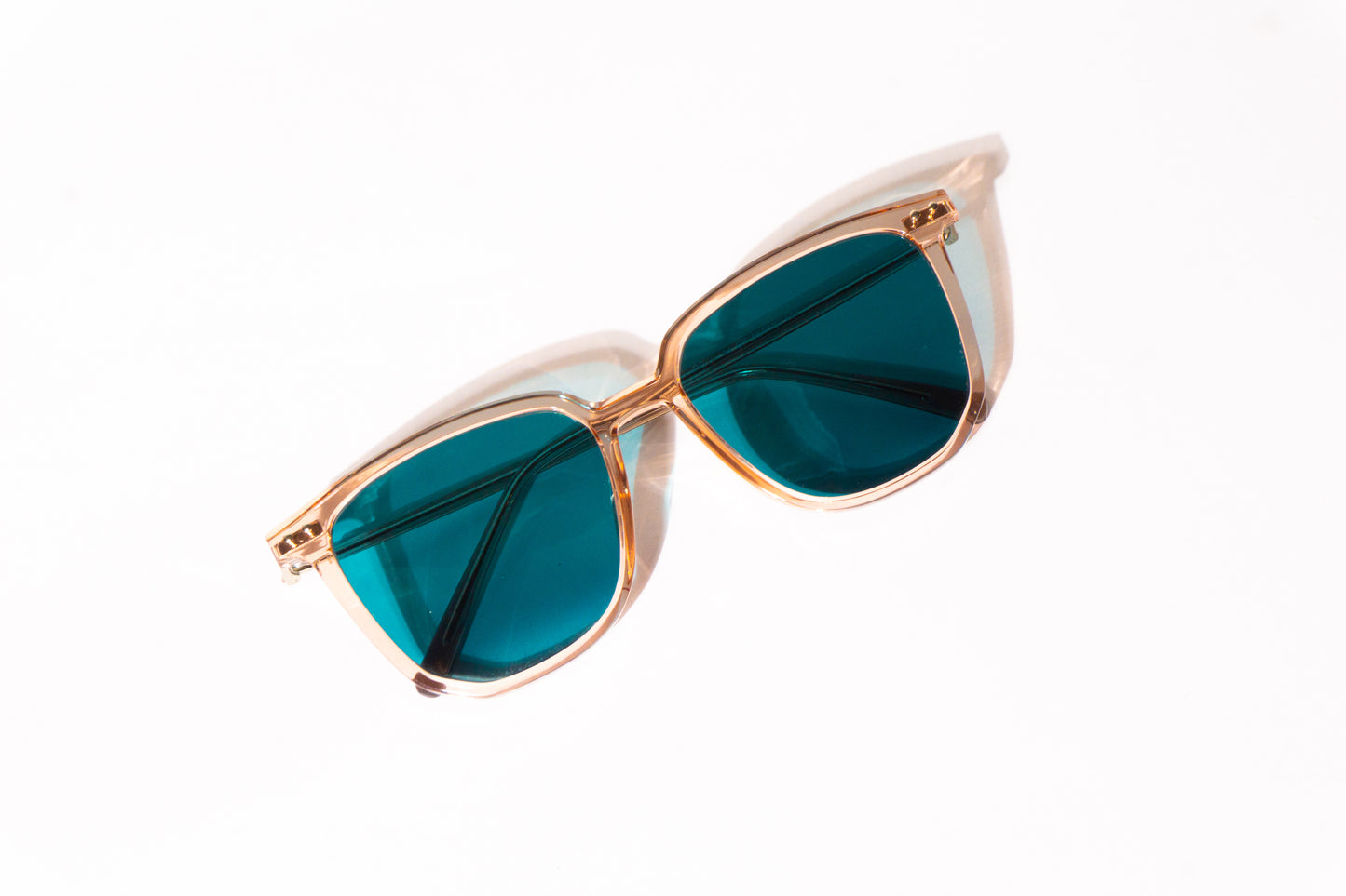 Lentes de sol Wayfarer Color Azul Verde con Durazno