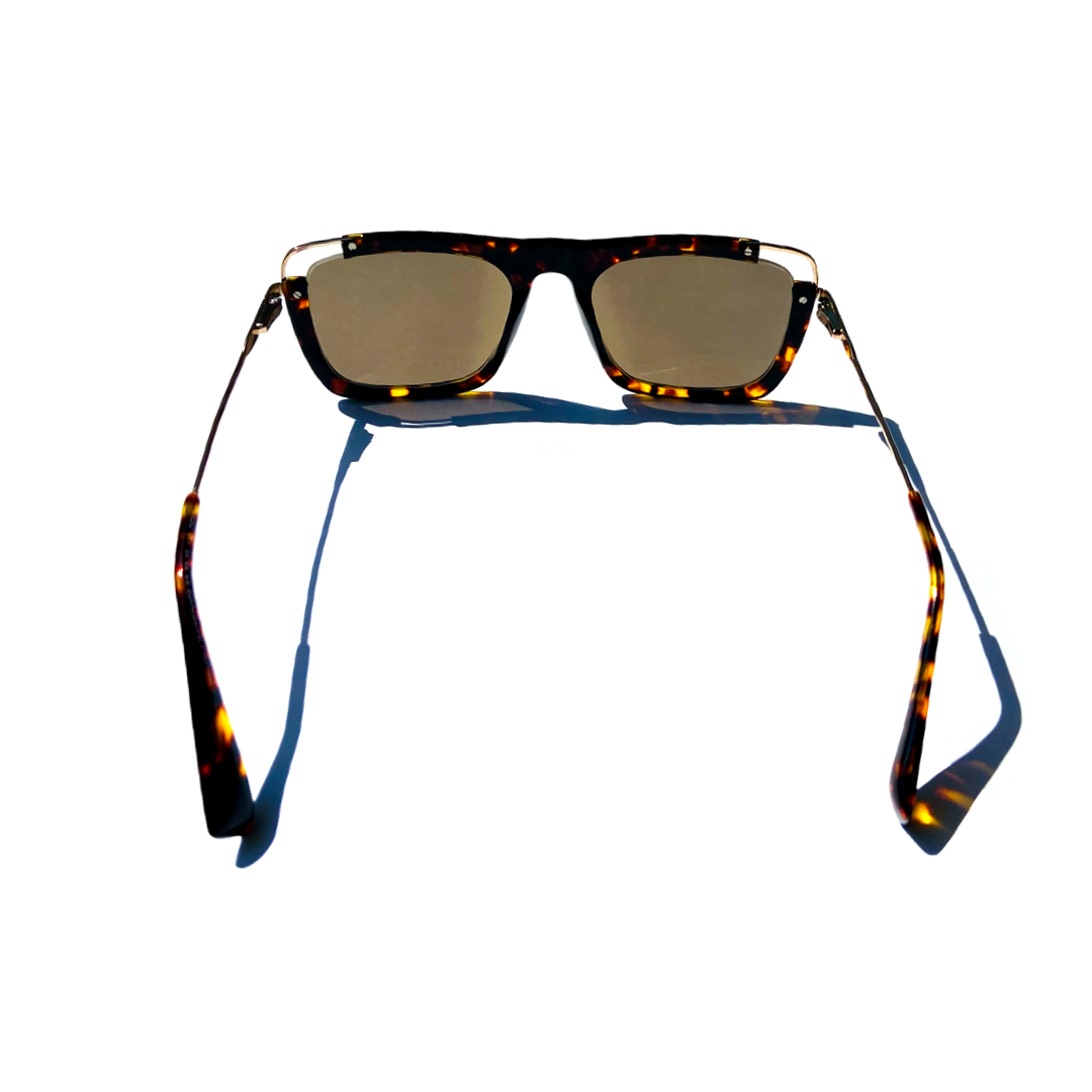 Lentes de Sol Rectangulares : Limited Edition Oliver People Color Negro