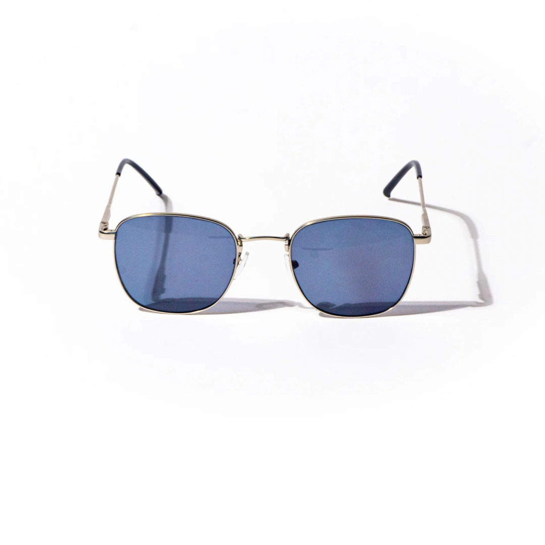 Classic Babe: Square Style