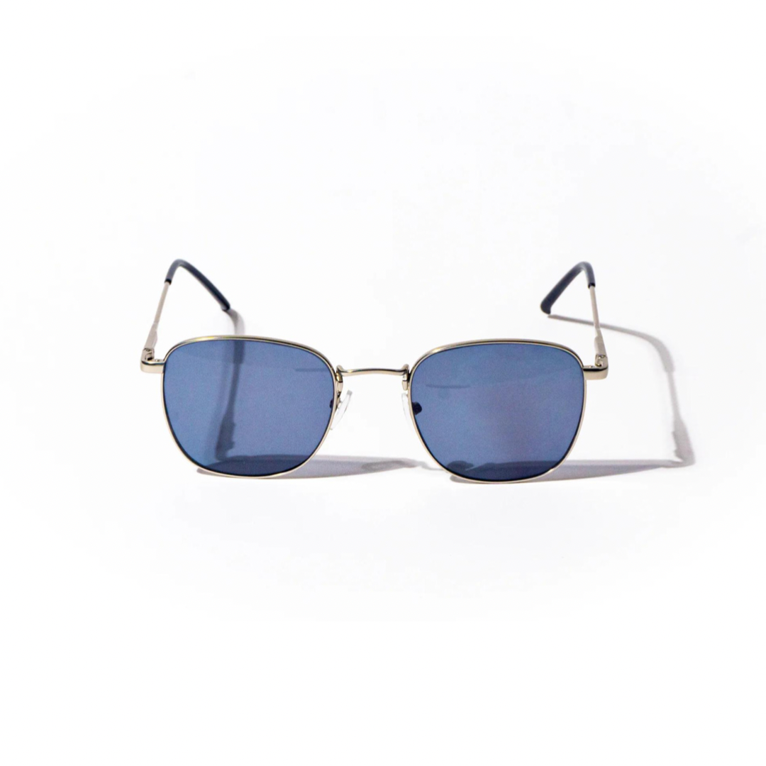 Classic Babe: Square Style