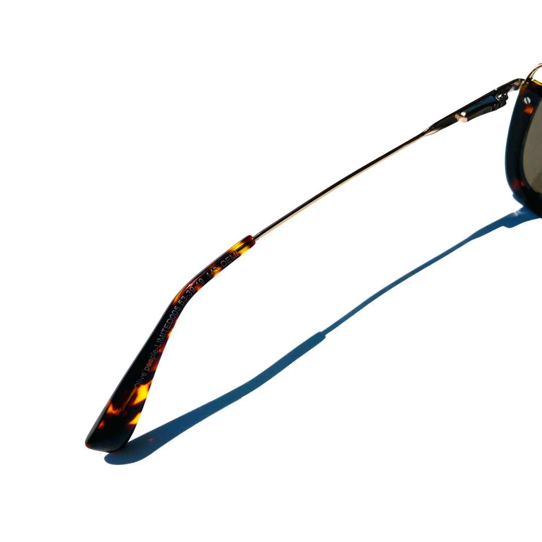 Lentes de Sol Rectangulares : Limited Edition Oliver People Color Negro