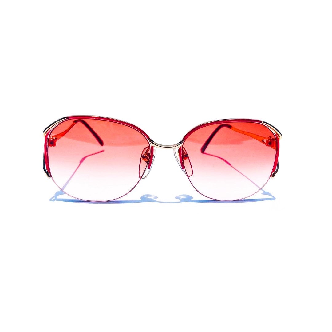 Tina Red