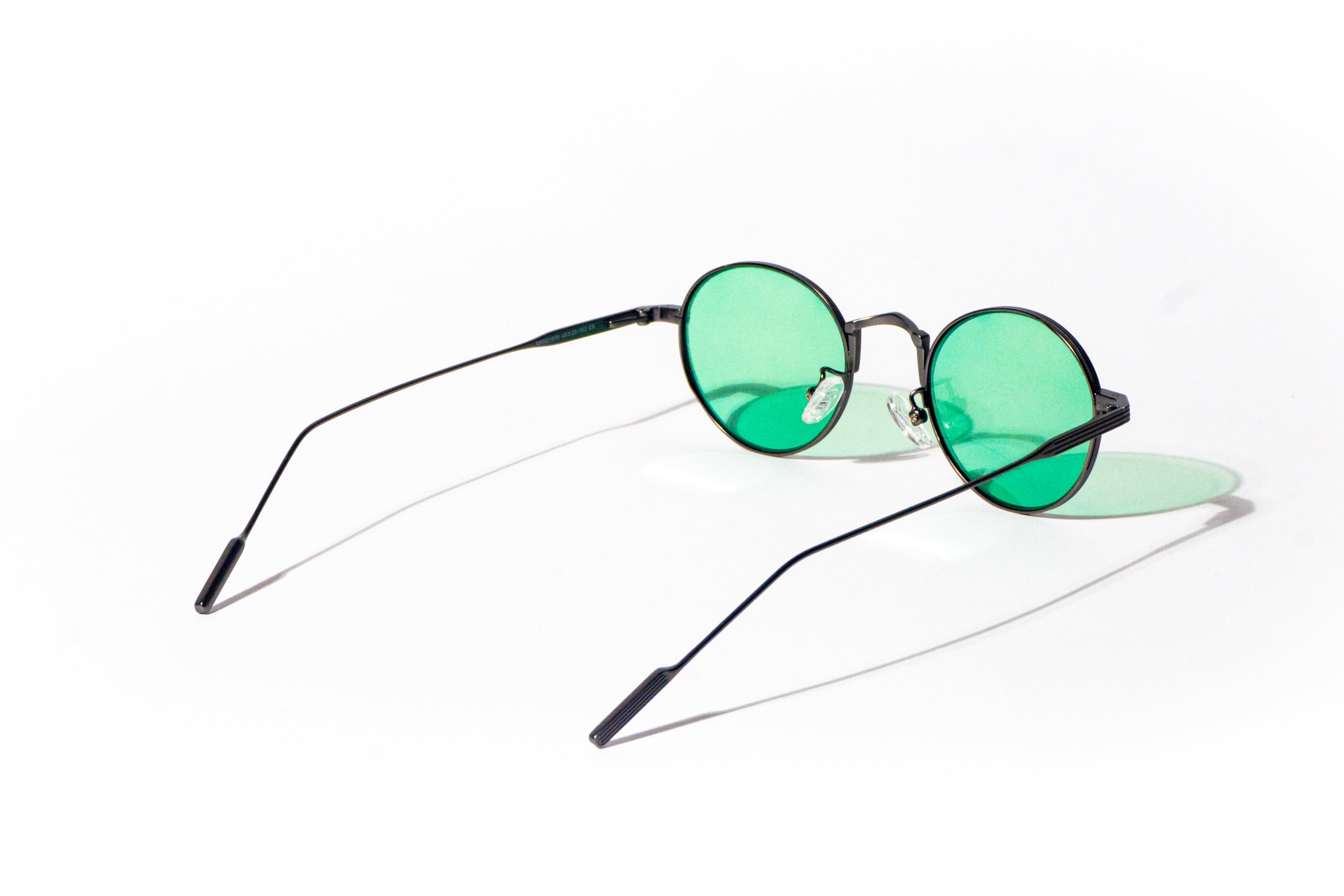 Green store round sunglasses